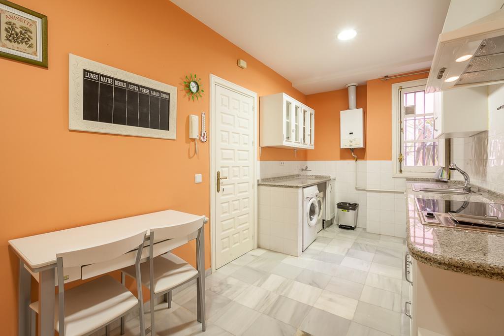Sevillahome - Bonito Piso Junto Al Rio Apartment